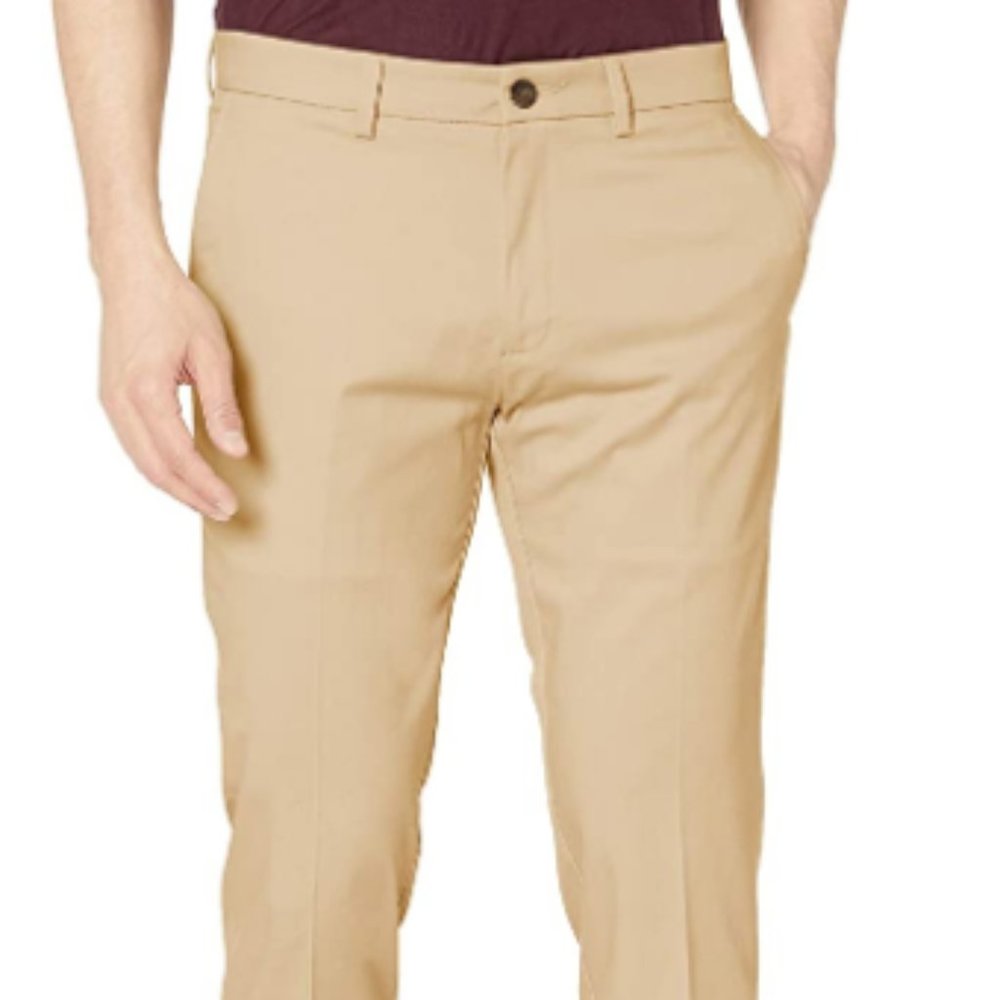 Haggar Men's Premium No Iron Khaki Slim Fit